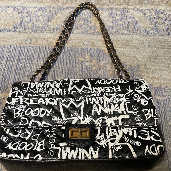 Graffiti art bag - Picture 1 of 6